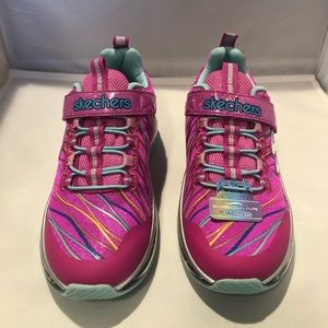 Skechers Skech-Air Jumpin' Dots Girls Running Shoe